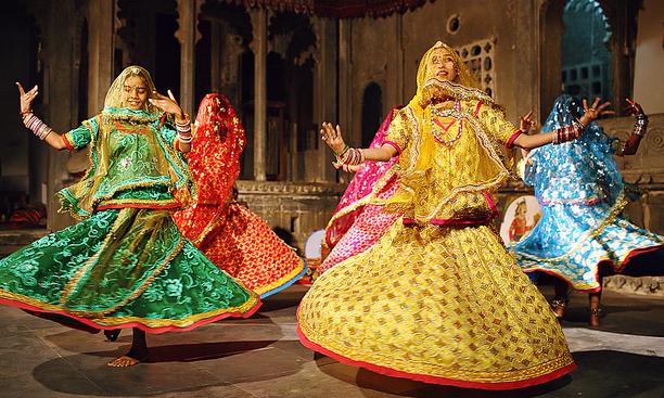 Ghoomar Rajasthani Song Download